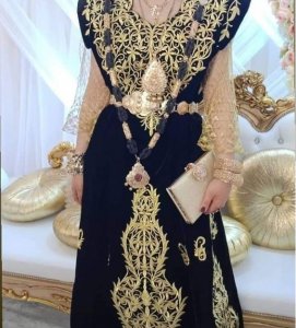 فستان قسنطيني